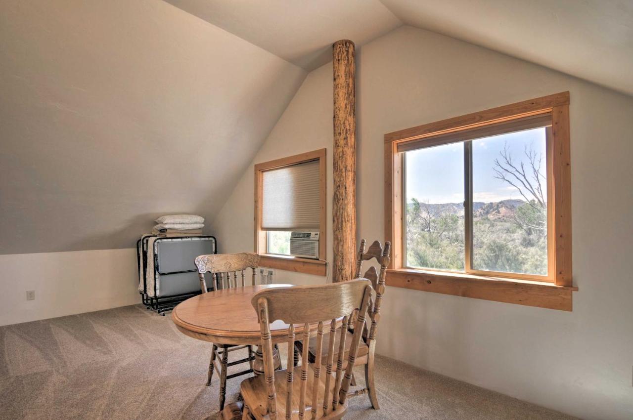Cozy Henrieville Cabin 18 Mi To Bryce Canyon Np! ภายนอก รูปภาพ