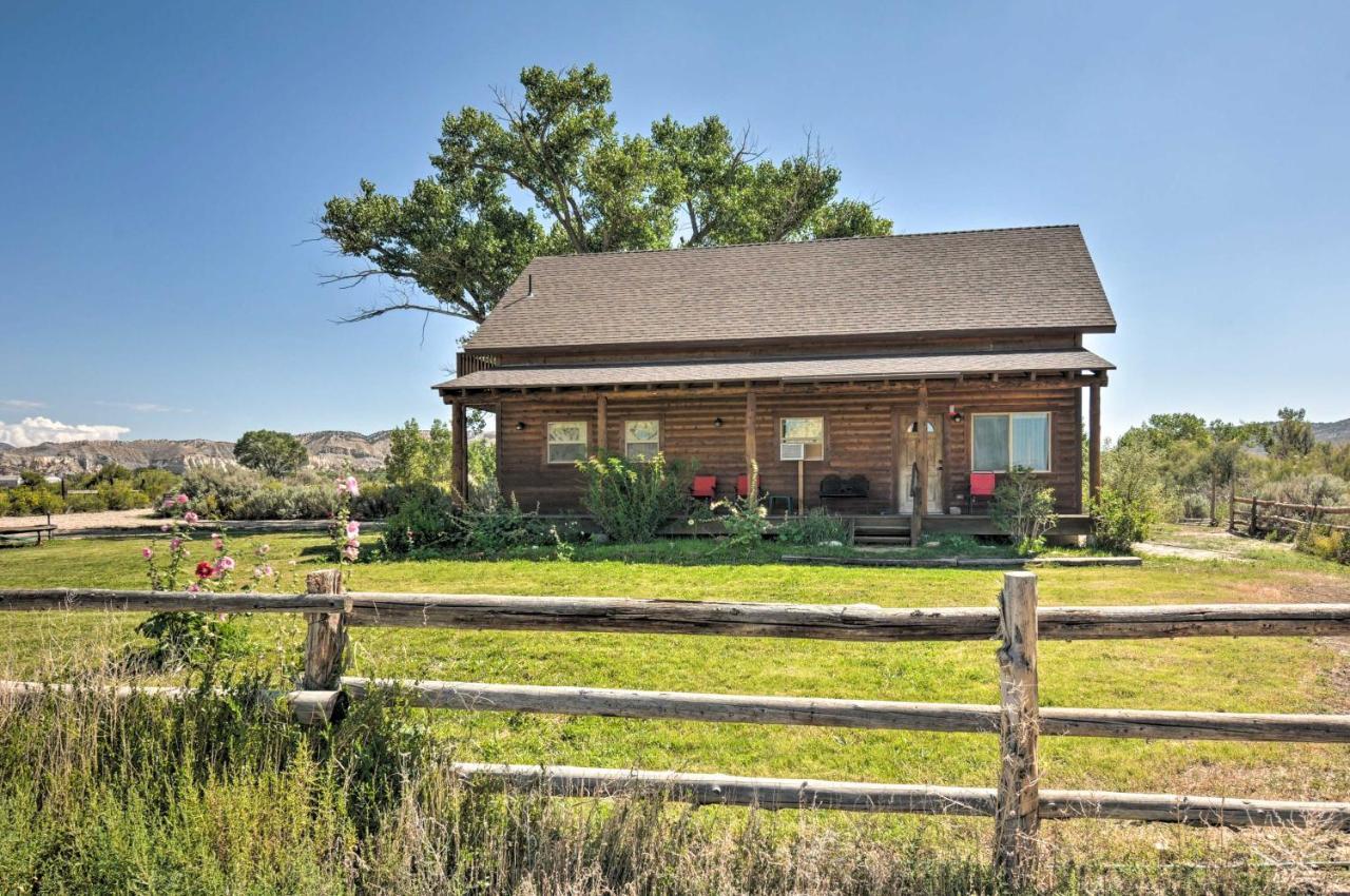 Cozy Henrieville Cabin 18 Mi To Bryce Canyon Np! ภายนอก รูปภาพ